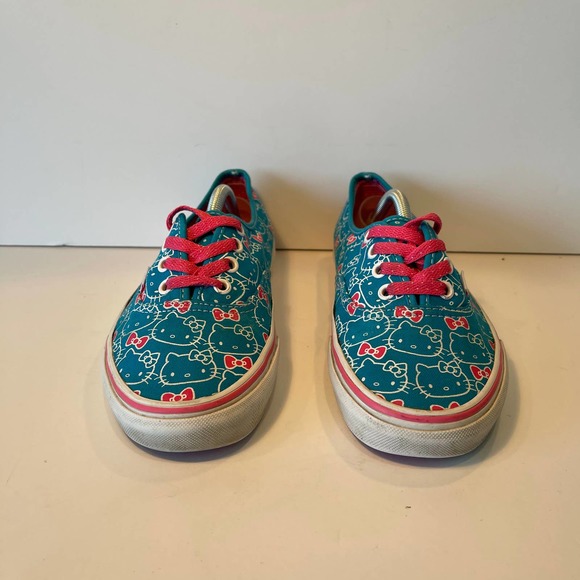 Hello Kitty x VANS Spring/Summer 2012 Collection Women US 7 - Picture 2 of 8